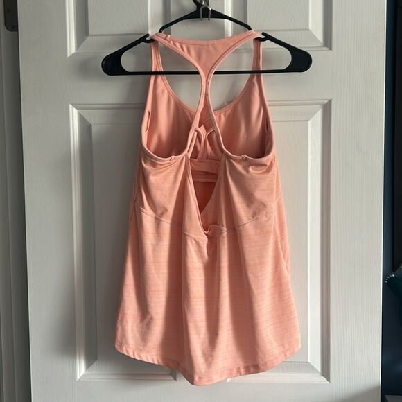 Athleta Women’s Swift Reach and Restore Tank Peach Size M - Picture 6 of 7